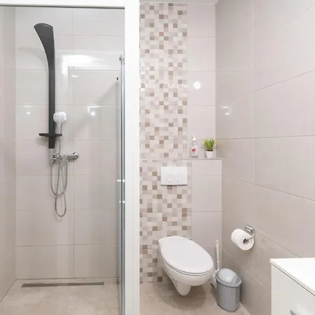 Serzane * Zastražišće