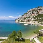 Serzane Apartman Zastražišće